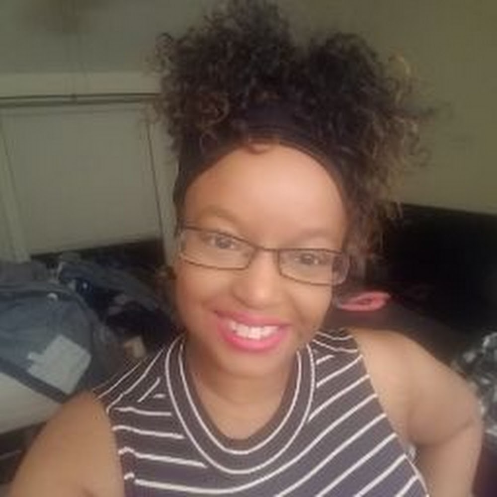 Meet your Posher, Lenesia